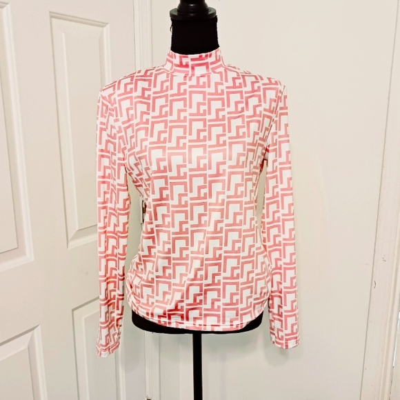 Woman's top - Picture 4 of 6